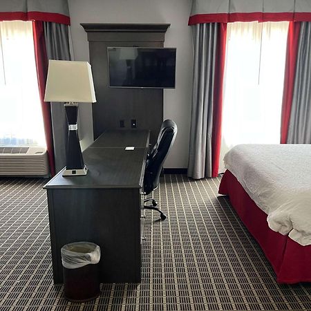Hampton Inn Pearsall Exterior foto