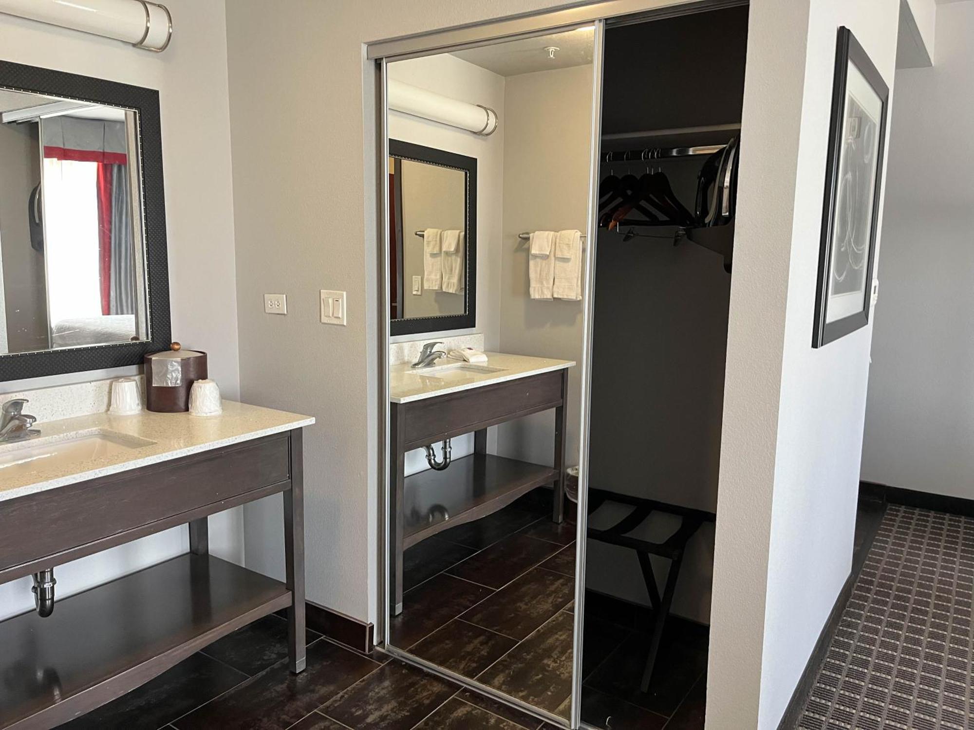 Hampton Inn Pearsall Exterior foto