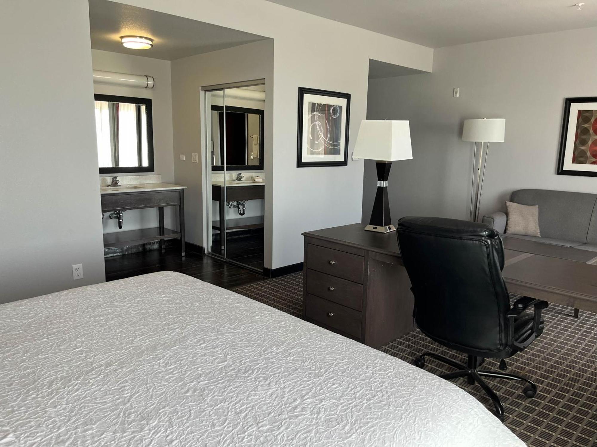 Hampton Inn Pearsall Exterior foto