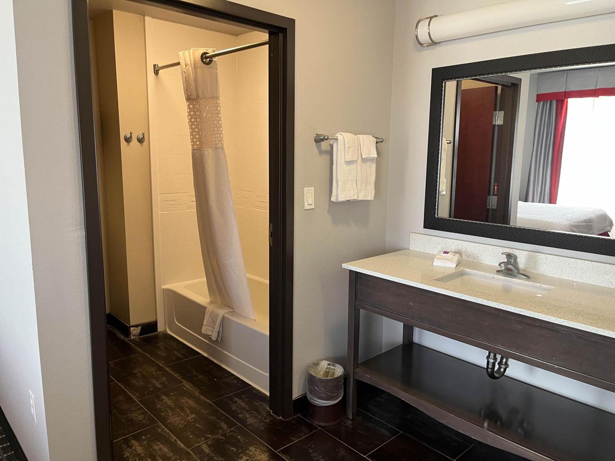 Hampton Inn Pearsall Exterior foto