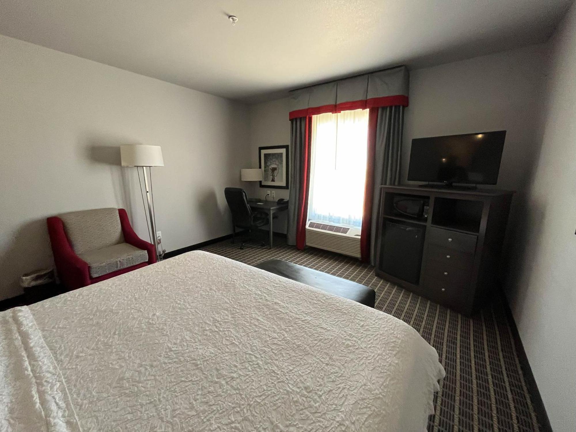 Hampton Inn Pearsall Exterior foto